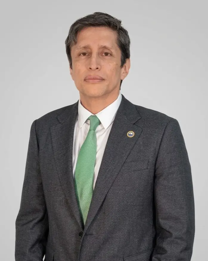 Dr. Alexis del Real