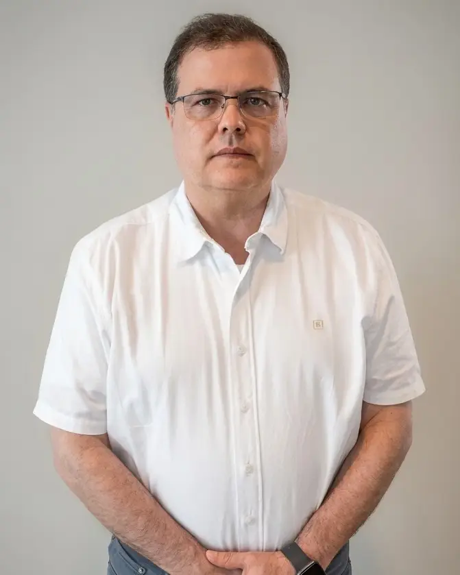 Dr. Rafael Enrique Serrano