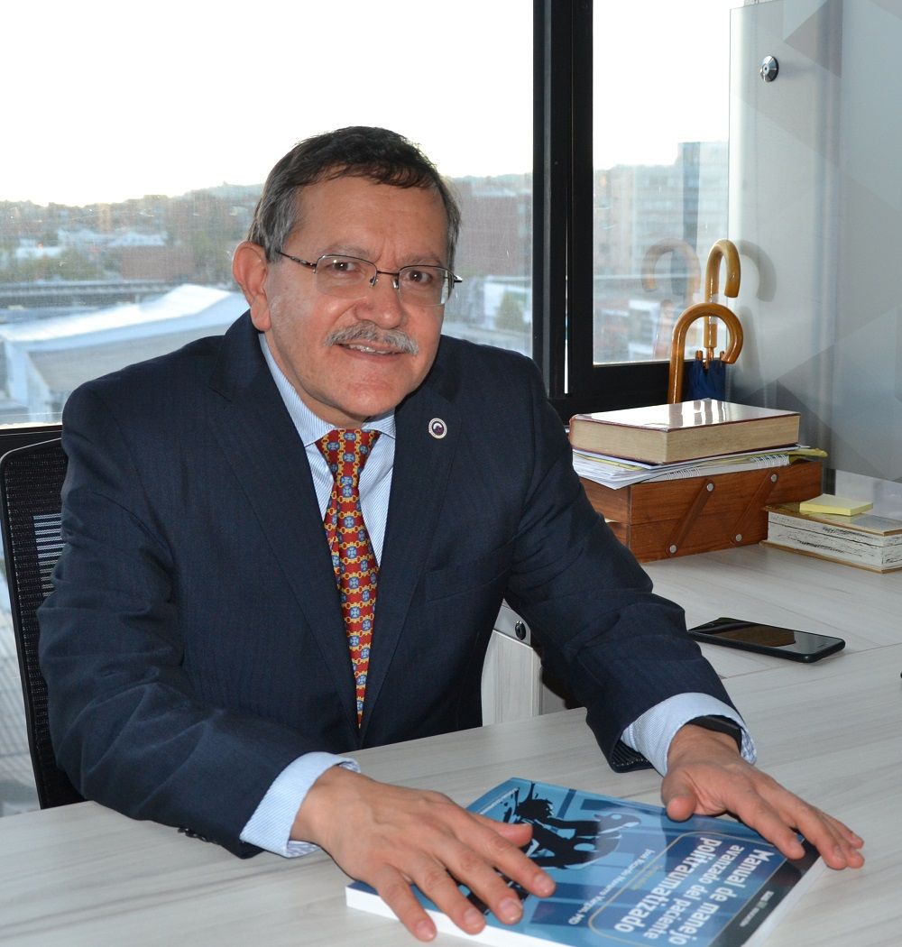 Dr José Navarro