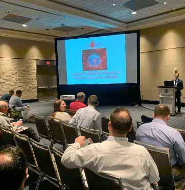 Dr. Freddy Ariza en taller Castym