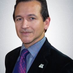 Dr. Fredy Ariza