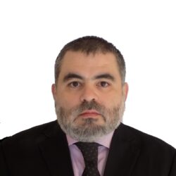 Dr. Gustavo Barrios