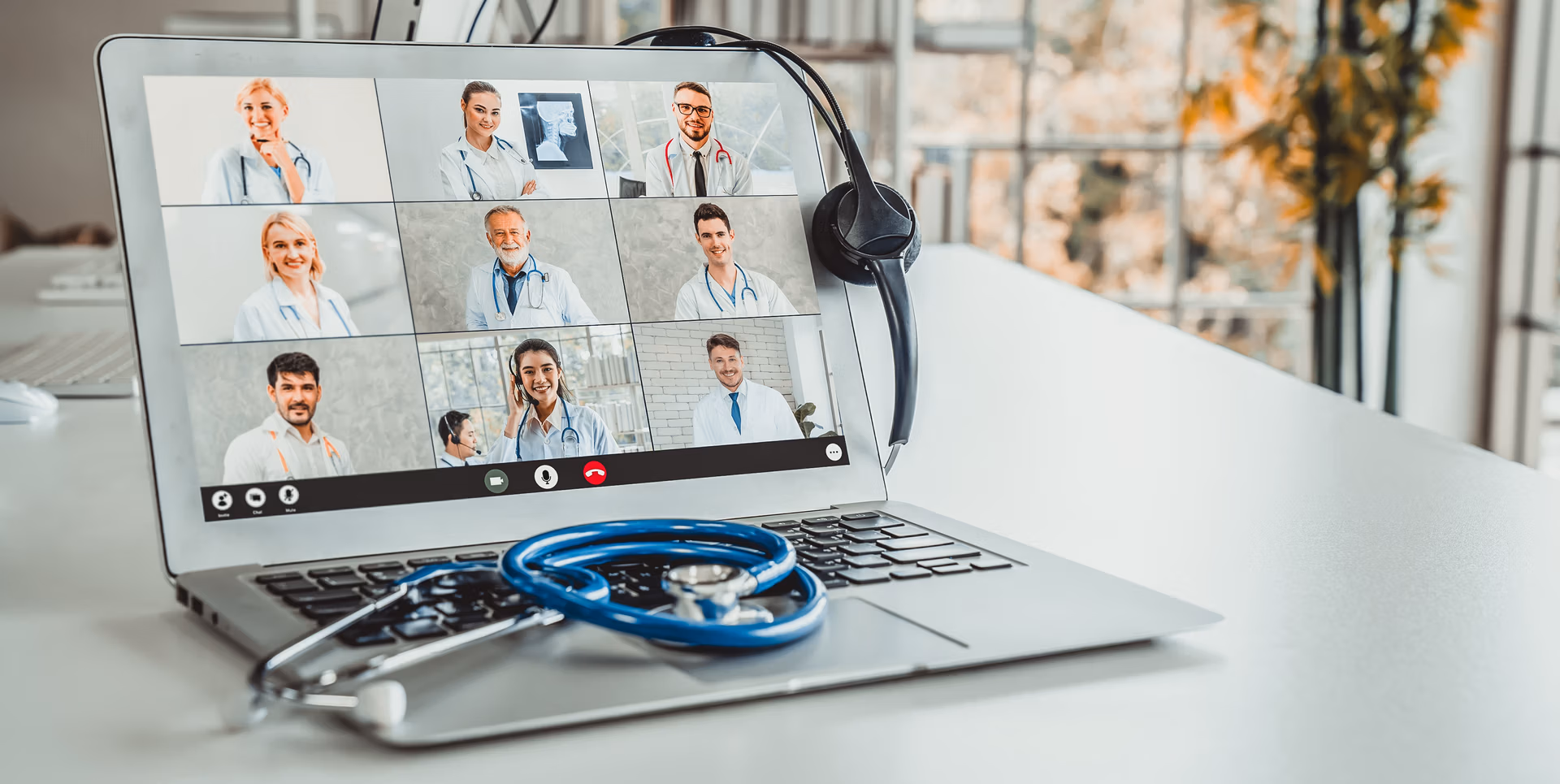 Telemedicine,Service,Online,Video,Call,For,Doctor,To,Actively,Chat Telemedicine,Service,Online,Video,Call,For,Doctor,To,Actively,Chat