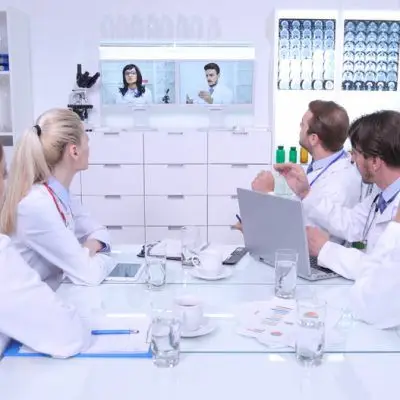 Team,Of,Medical,Doctors,Have,An,Online,Conference,Conversation,With