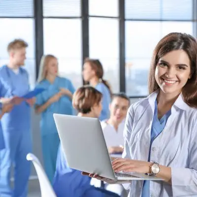 Smart,Medical,Student,With,Her,Classmates,In,College