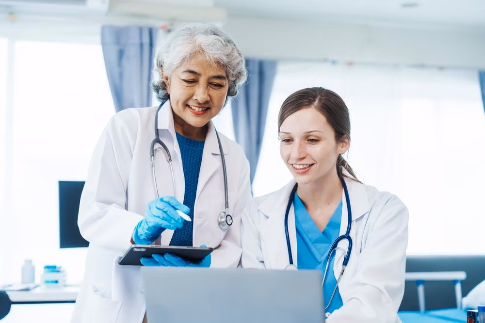 Health,Care,Researchers,Working,In,Life,Science,Laboratory,,Teaching,In