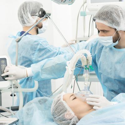 Surgery,Preparations.,Surgical,Team,Preparing,Their,Patient,For,Surgery,Adjusting